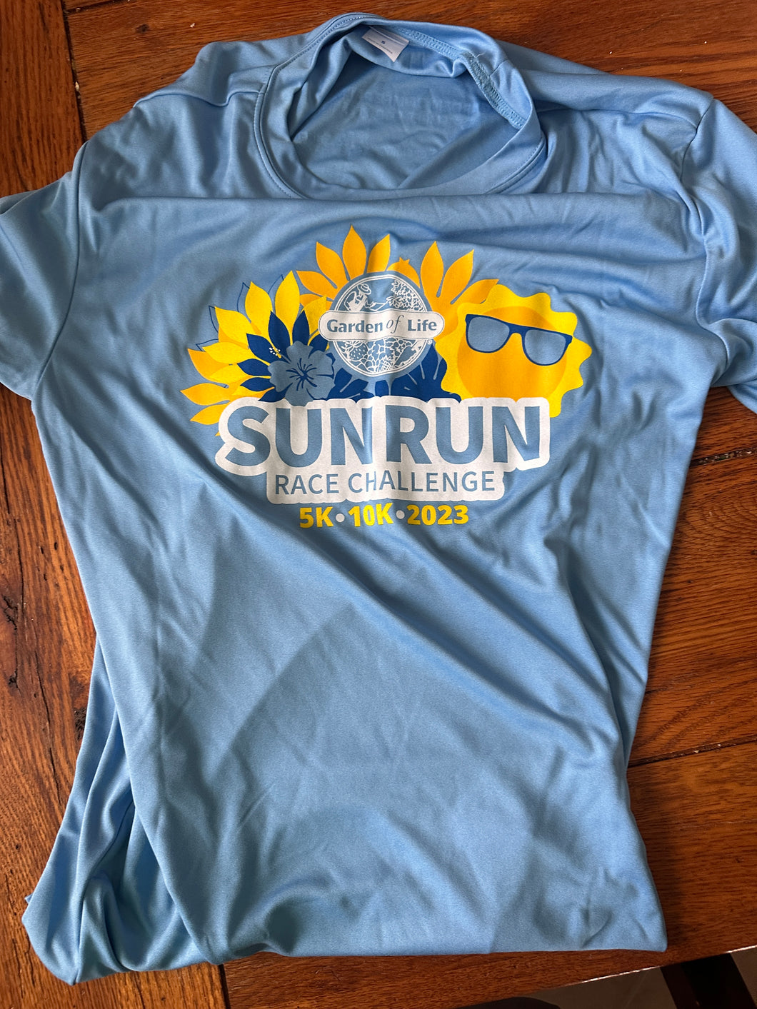 OFFICIAL SunRun 5k/10k Shirt Unisex in Carolina Blue